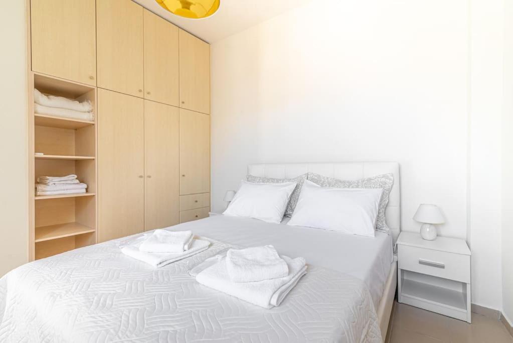 Cozy Apartment In The Heart Of City Center Iraklion Buitenkant foto